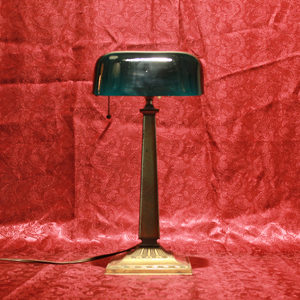 Early 1900's Emeralite Bankers Lamp