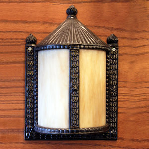 1920s Arts & Crafts Wall Sconce