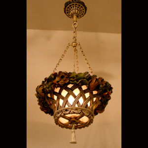 Early Flower Basket Pendant Light Fixture