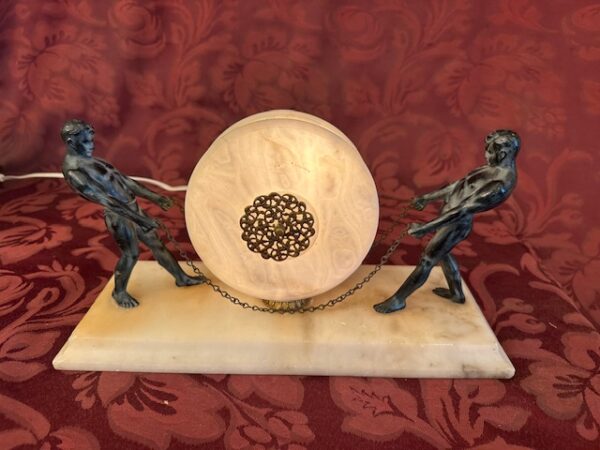 1930s Italian Art Deco Figural Lamp - Image 4